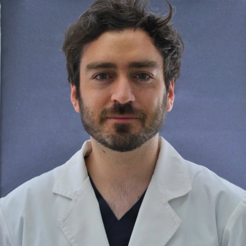 Dr. Gabriel Pastrián, dueño de clínica y alumno del curso Claude para Clínicas